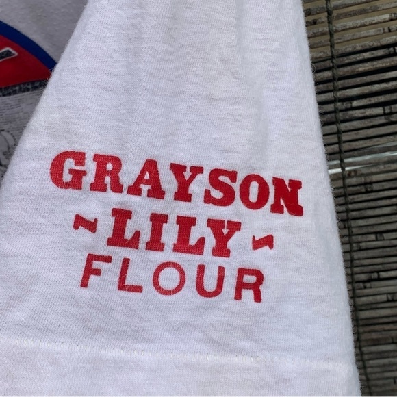 Vintage Falls of Rough Roller Mills Grayson Lily Flour Tee Shirt - Picture 5 of 6